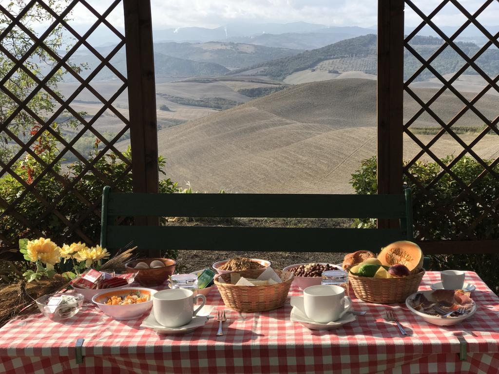 Agriturismo Casallario Volterra Luaran gambar