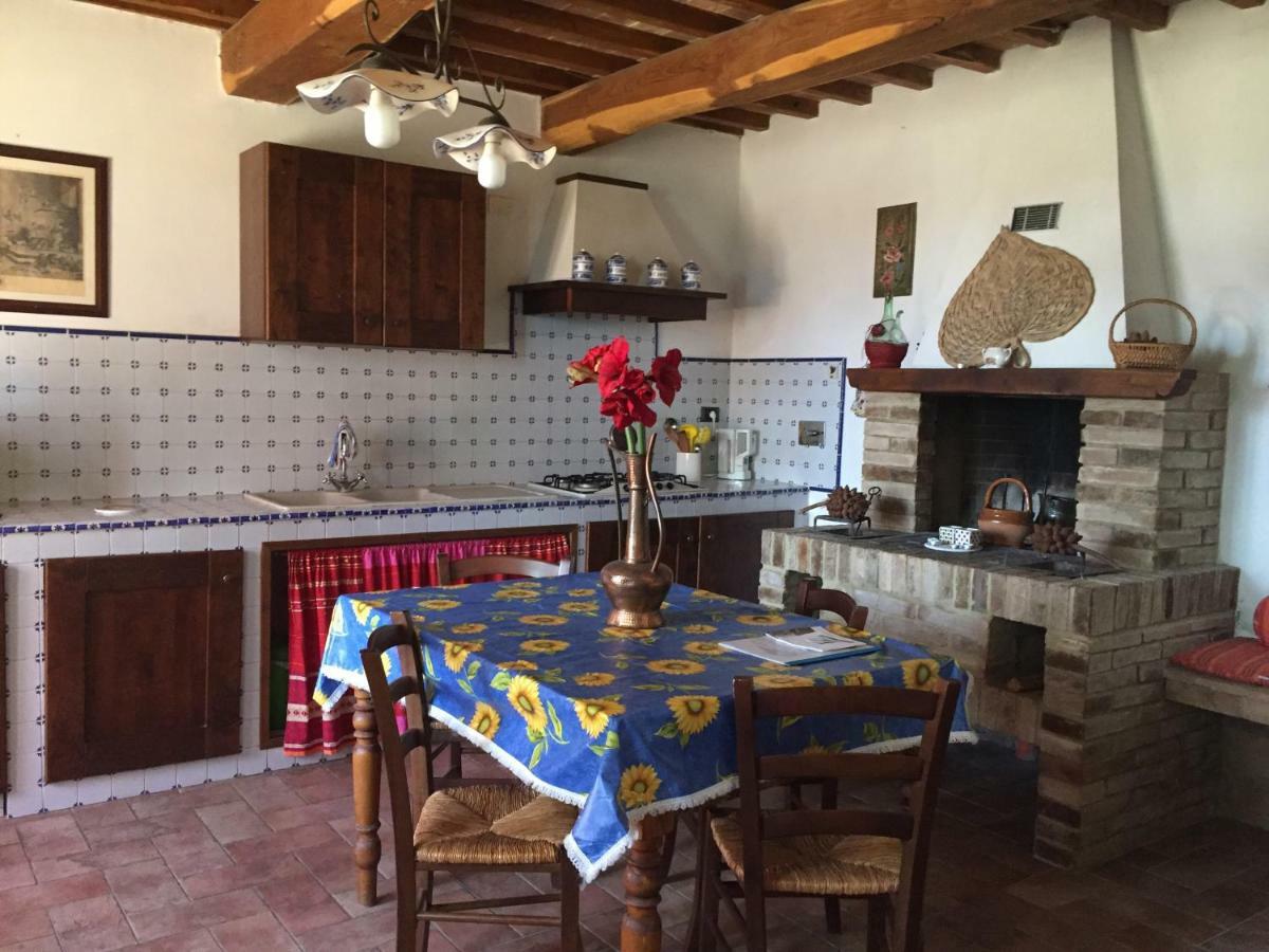 Agriturismo Casallario Volterra Luaran gambar