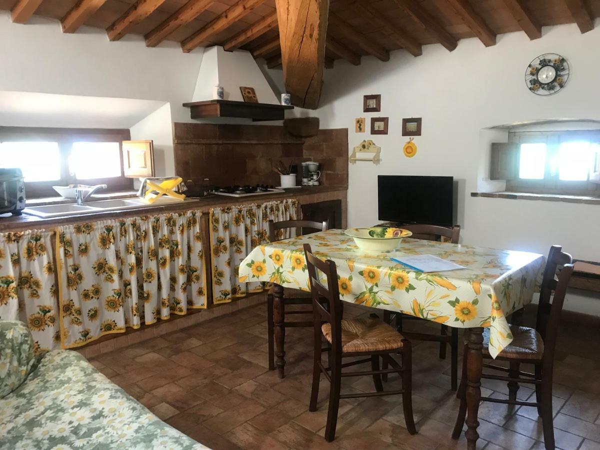 Agriturismo Casallario Volterra Luaran gambar